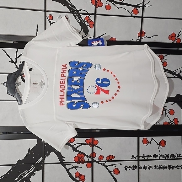 Philadelphia 76ers NBA Basketball Short Sleeve Shirt Size Large NWT - Picture 1 of 8